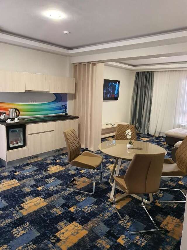 Отель Hotel Yarus Plus Плоешти-23